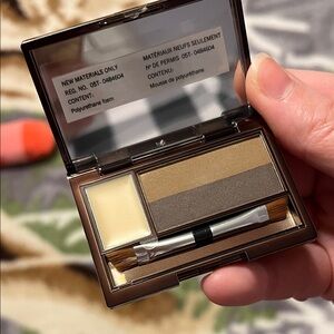 Quo Pretty Fierce Eyebrow palette *limited edition* never used never swatched.